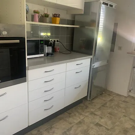 Haus Tun Apartman *